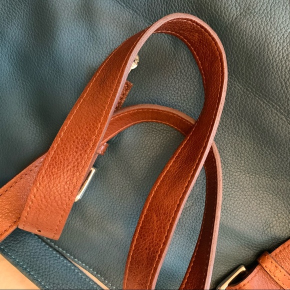 Pittards Soho Carryall Leather Tote Bag in Celeste - Picture 11 of 15